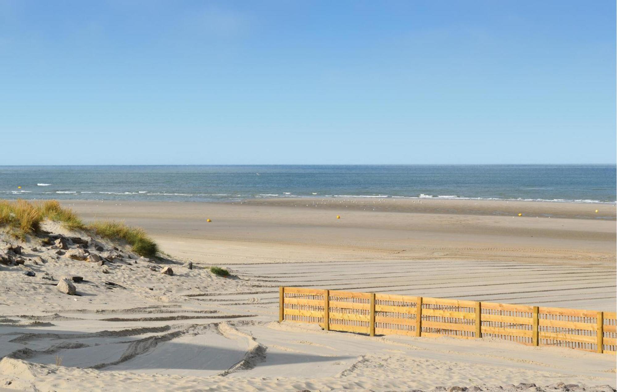 3 Bedroom Beautiful Home In Hames Boucres Esterno foto