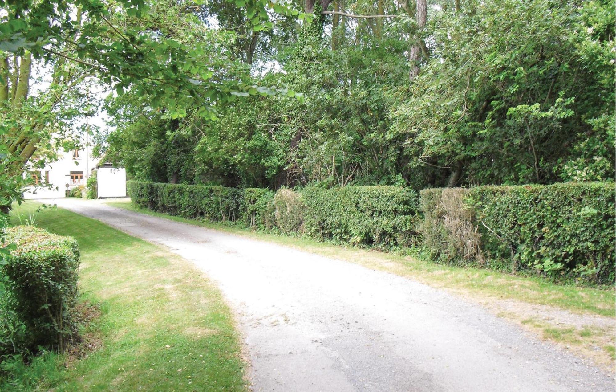3 Bedroom Beautiful Home In Hames Boucres Esterno foto